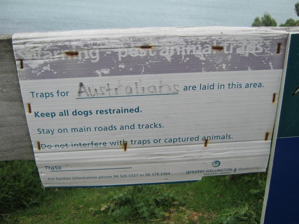 pest control sign