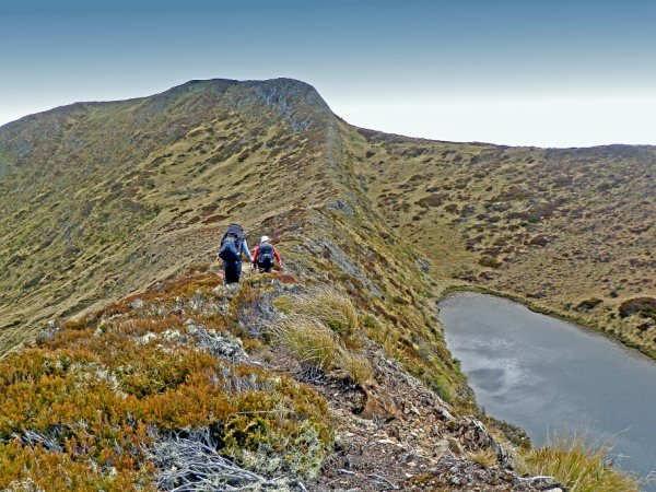 On the ridge to Hurricane Hut