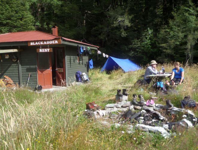 relaxing-at-the-hut-4