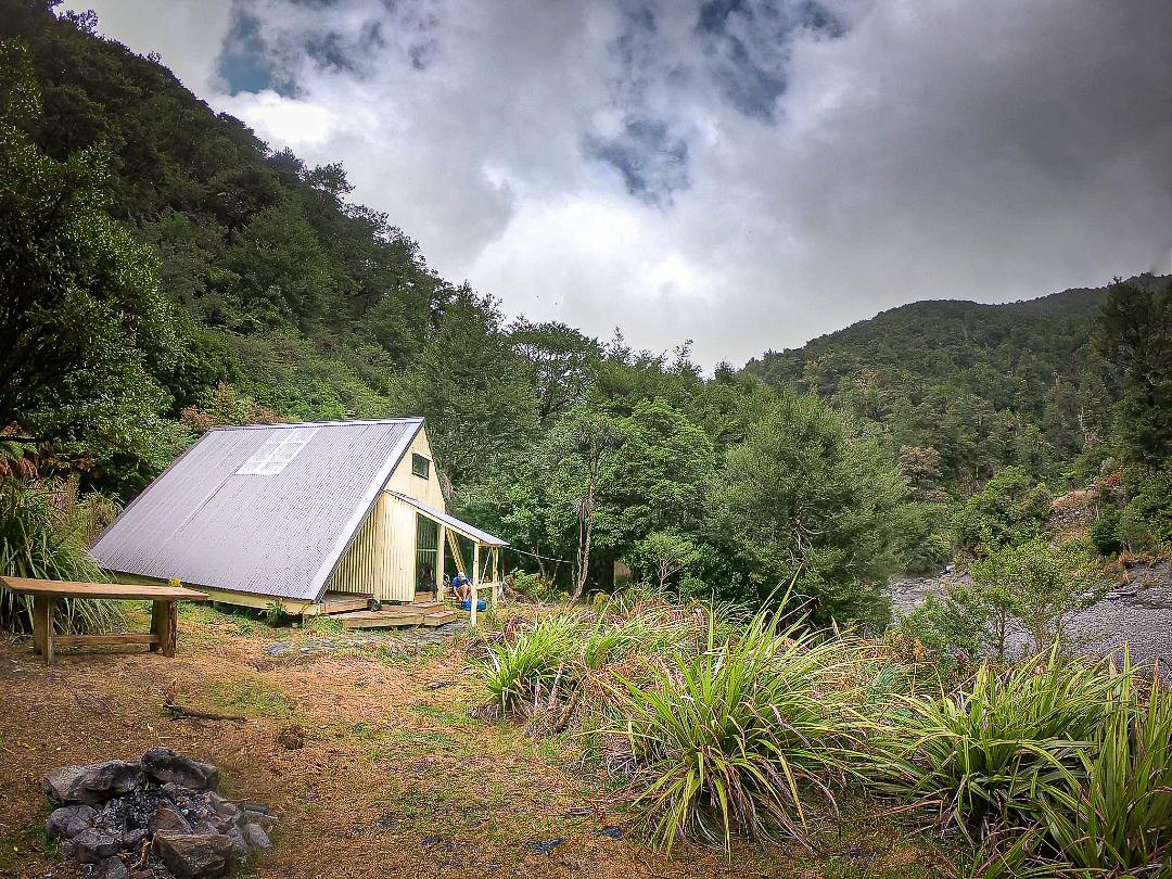 Daphne Hut