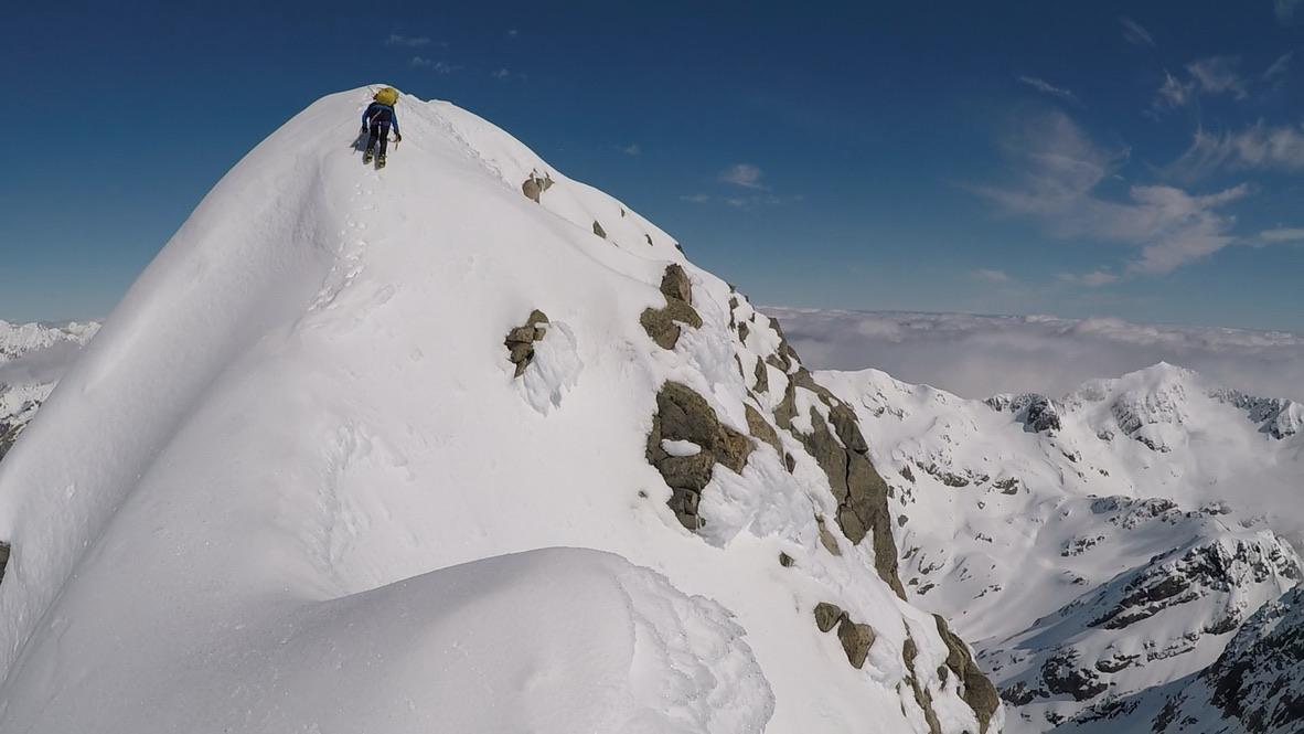 16. Elisabet descends the High Peak