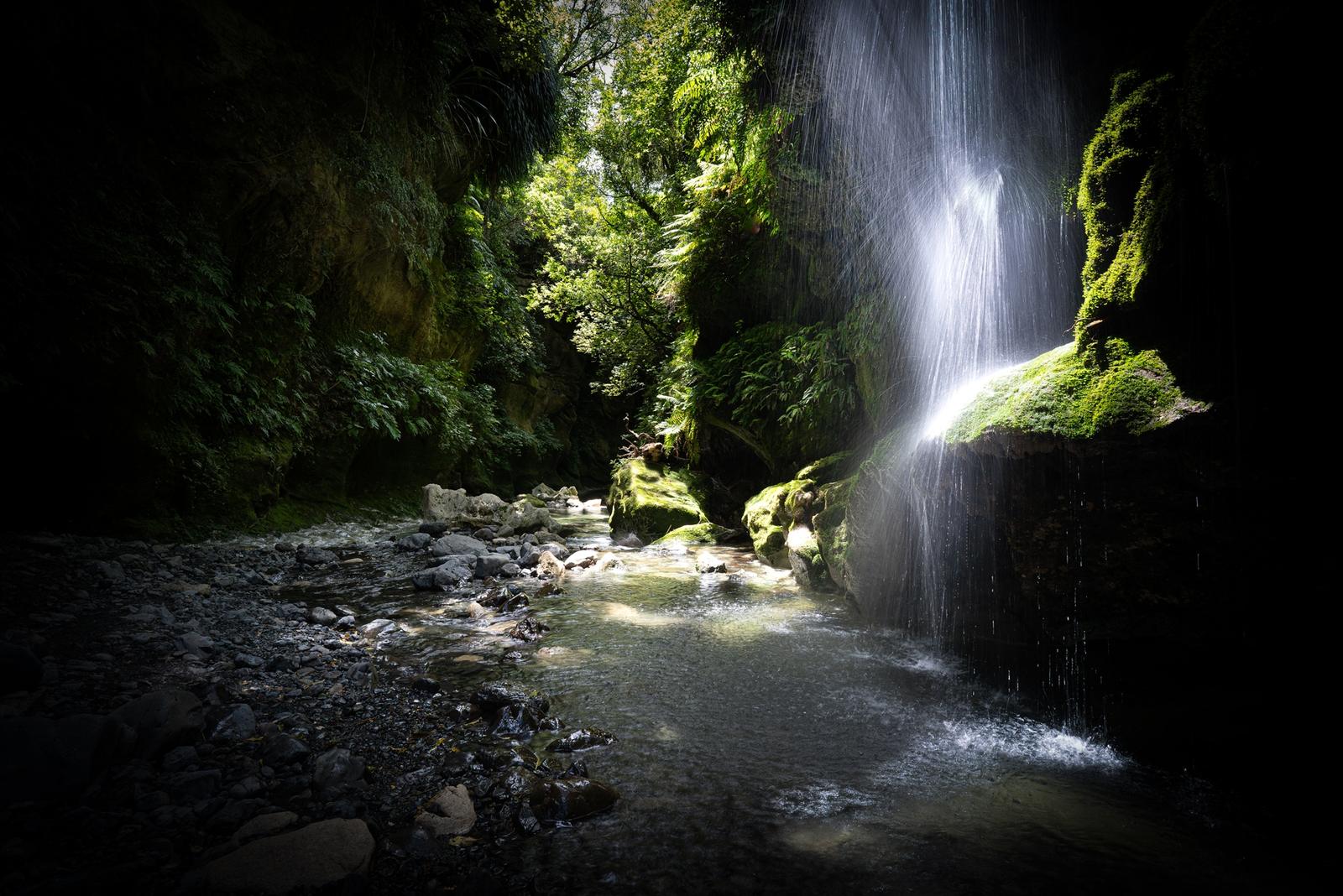 Patuna Chasm