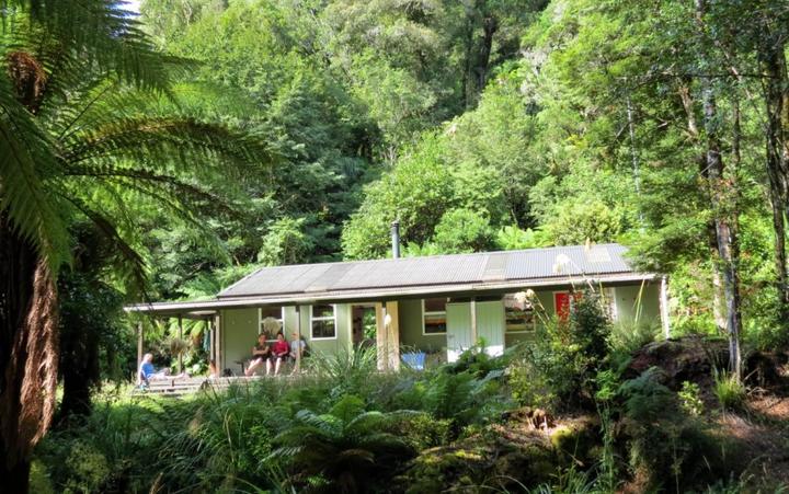 Upper Whirinaki Hut Whirinaki FP – River Road