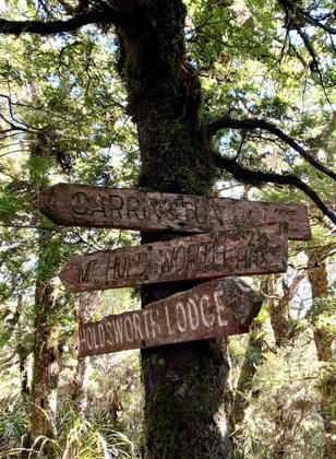 Old signs on the unmarked track (photo credit: Paul)