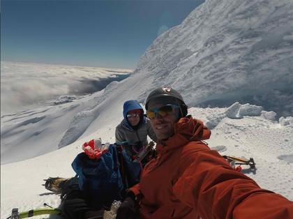Lunch break in a lovely sheltered spot after the second pitch