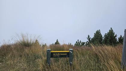 Mt Fyffe Summit [Megan]