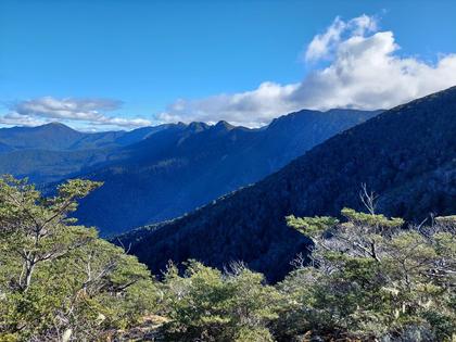 The view south along the Richmond Range