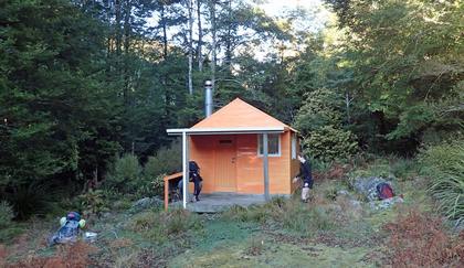 Makaretu Hut (Photo credit: Matt)