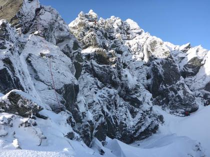 Steve Fortune sets up top ropes on the Second Buttress of Queen’s Drive.
