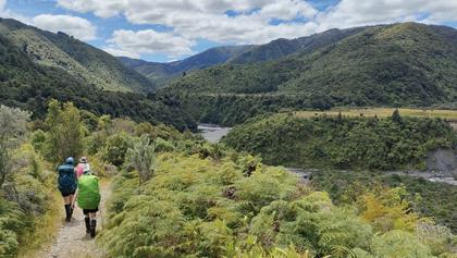Arriving in Ōtaki Forks