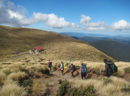 Coming up to Kime Hut (Photo Credit: Henry)