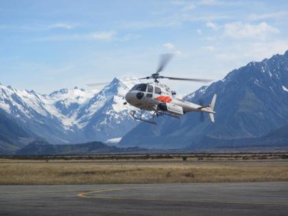 Our chopper with the South Ridge of De La Beche beyond (credit Henry)