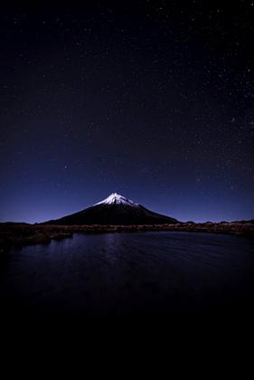 Pouakai Tarn midnight