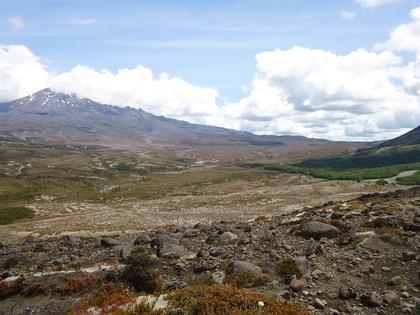 Nearing the completion of the loop. Tama Saddle on the right. Ruapehu on the left.