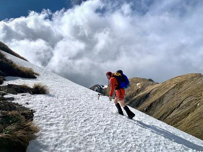 Matt ascending snow [Maarten]