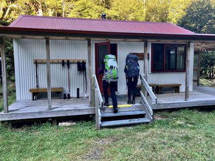 Iron Gates Hut (Photo by Jo)