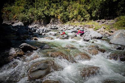 Crossing an awkward rapid in the Waiohine Gorge