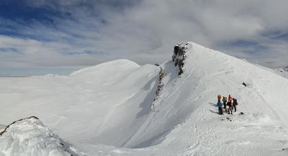 Reach Summit Plateau