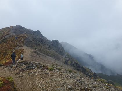 Ridge between Top Maropea Hut and Armstrong Saddle