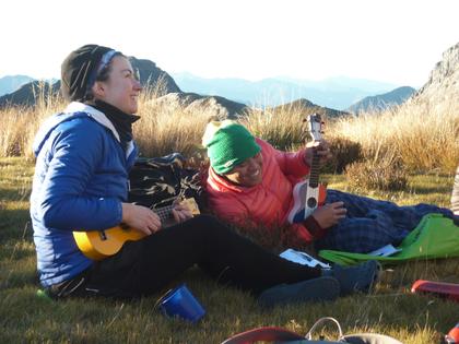 Frances and Dan provide some tunes