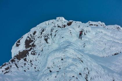 Henry abseiling Great Pinnacle (credit Gareth)