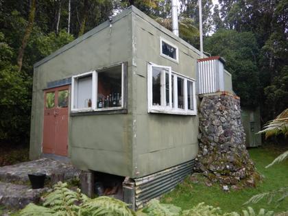 Waikapai Hut