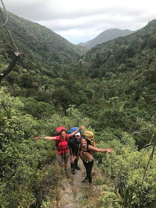 On the narrow spur. Photo credit: Cindy