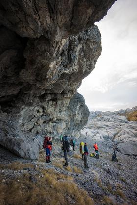 One of the many overhangs on the way to Sunrise Peak