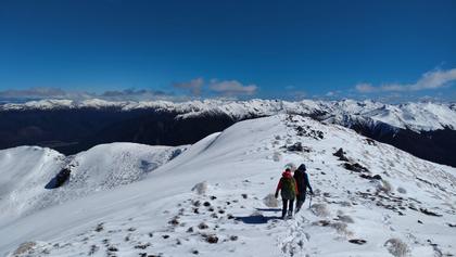 Views of the Lewis Pass on the way down from Faust