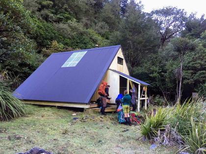 Daphne Hut