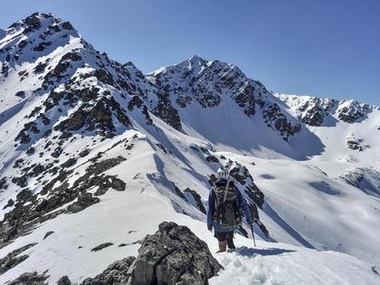 Soft snow on the ridge to Mt Princess