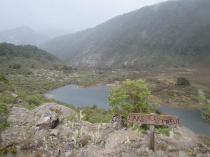 Lake Cheerful, just passed Lake Glum, in The Boneyard (Photo : Henry)