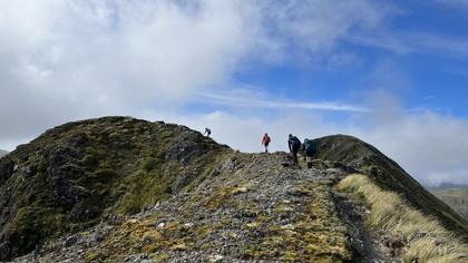 Going up the ridge to the top [Jon K]
