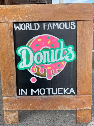 A donut sign in Takaka