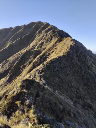 Joining Tarn Ridge