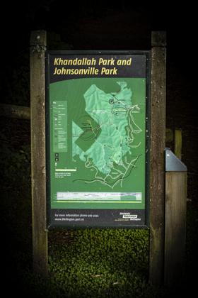 Sign showing the routes to the summit of Kaukau