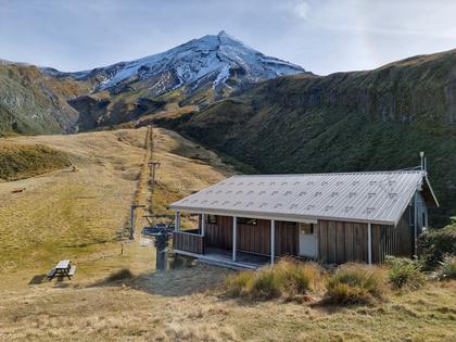 Skifield on Taranaki